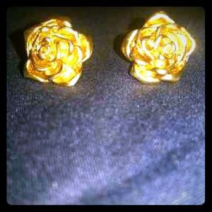 Gold Rosebud earrings